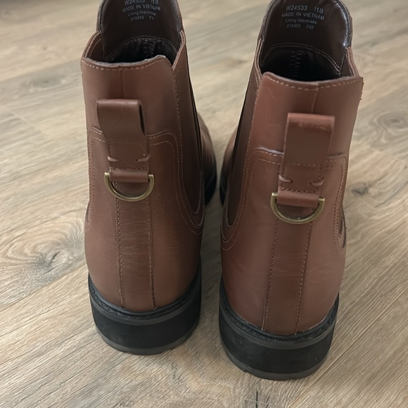 Cole Haan Greenwich Chestnut Booties - Size 11 - Picture 3 of 6
